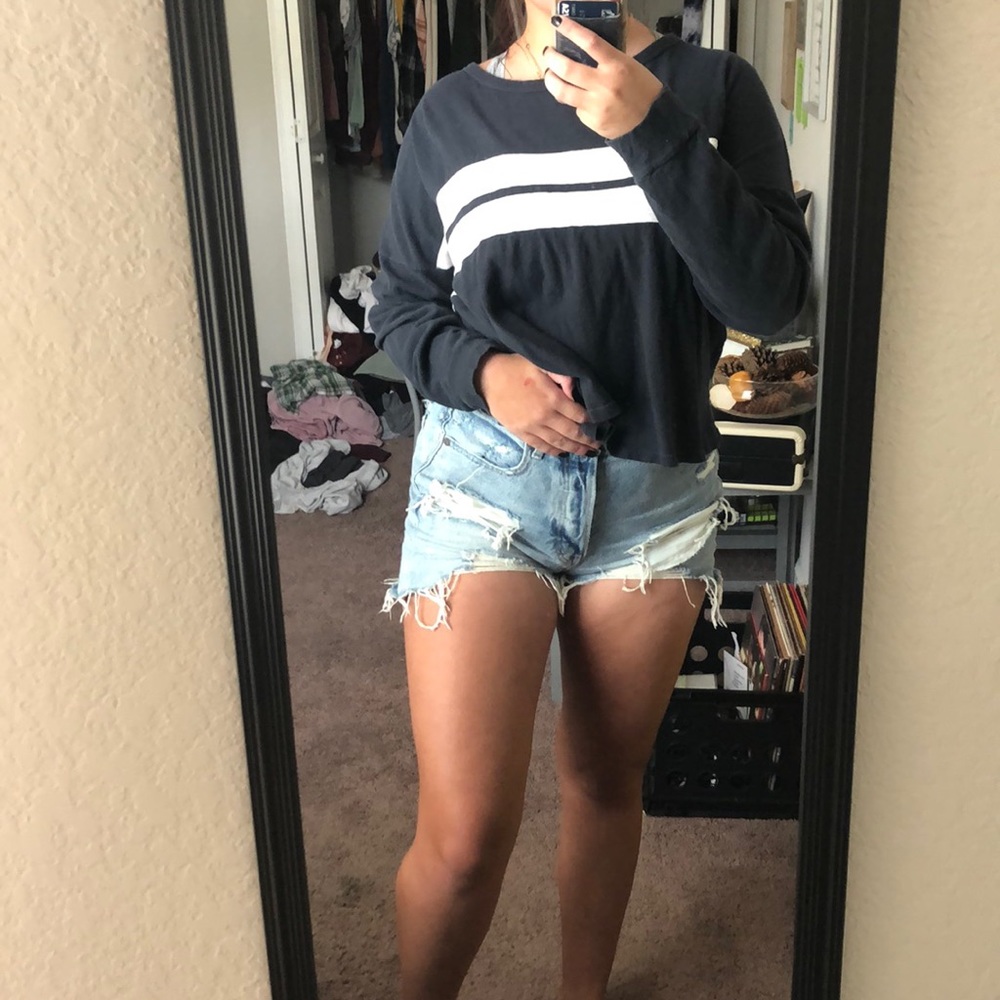Long sleeve abercrombie shirt